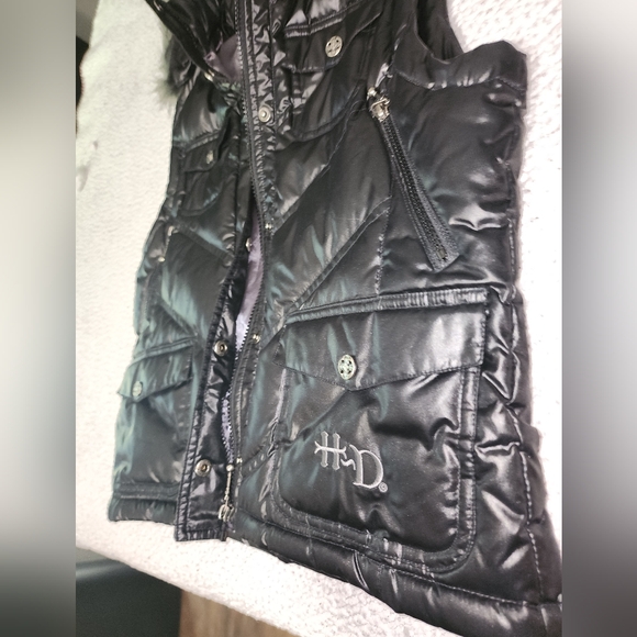 Harley Davidson , Faux Fur , Down Filled Hooded Vest Jacket - Picture 14 of 16